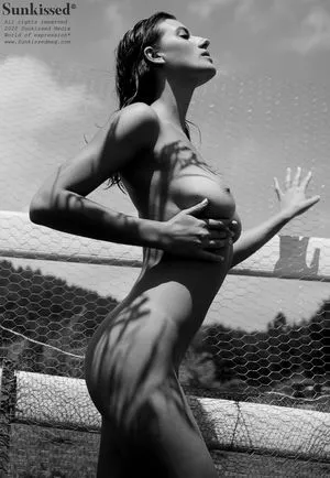 Sunkissedmag / Brasileiras / sunkissed nude photo #0161