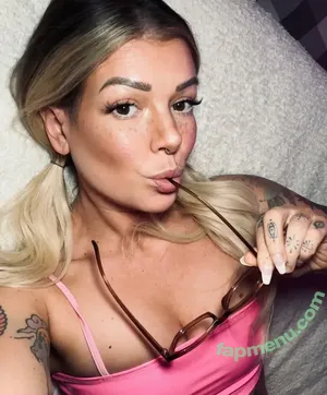 Sunnie / Sunniesnow / sunnie.snow nude photo #0001