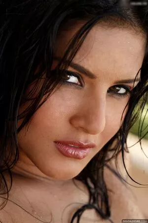 Sunny Leone / SunnyLeone nude photo #0418