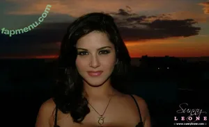 Sunny Leone / SunnyLeone nude photo #0725
