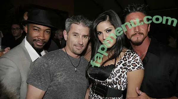 Sunny Leone nude photo #1296 (SunnyLeone)