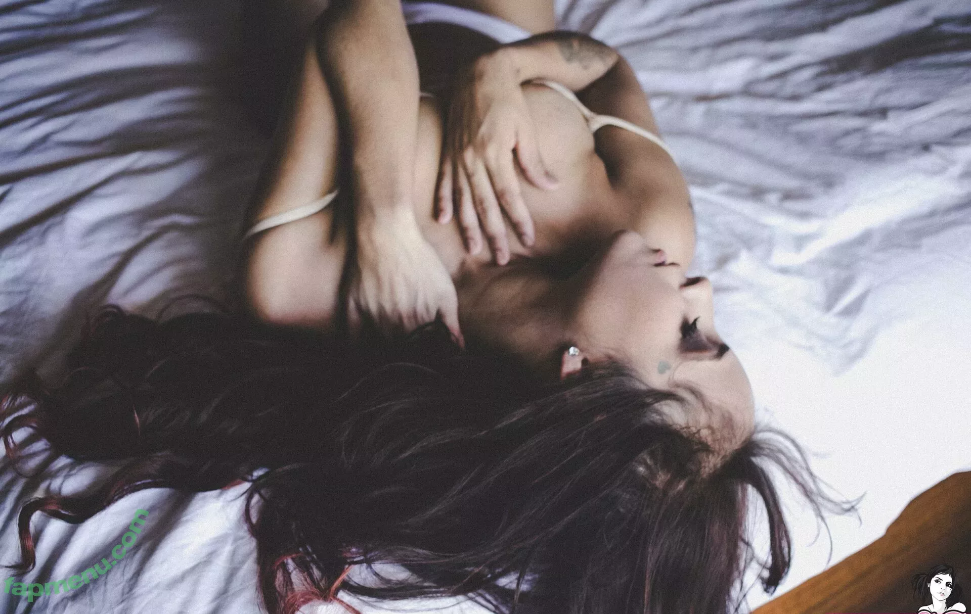 Sunny Suicide nude photo #0021 (Miss Sunny Holiday / sunny_suicide)