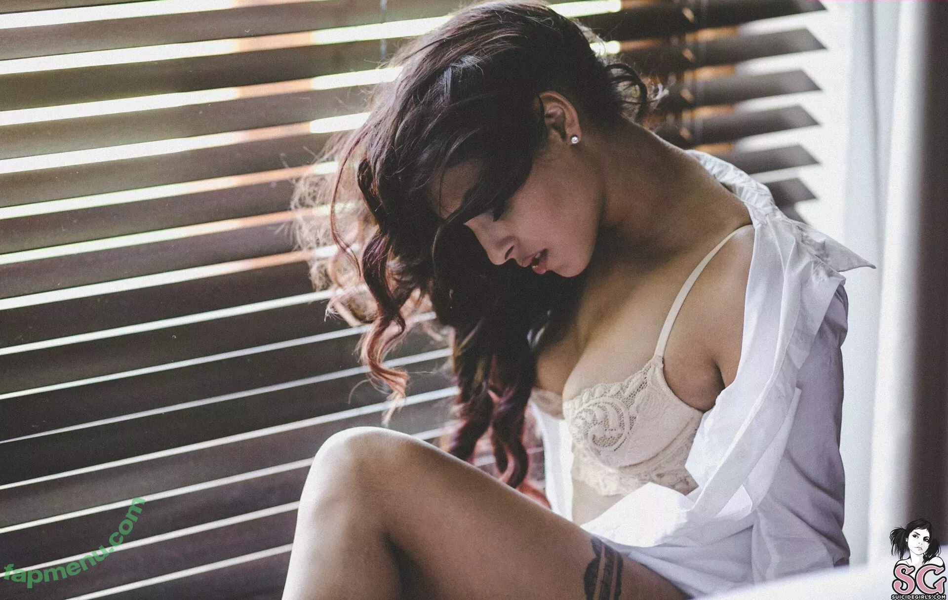 Sunny Suicide nude photo #0028 (Miss Sunny Holiday / sunny_suicide)