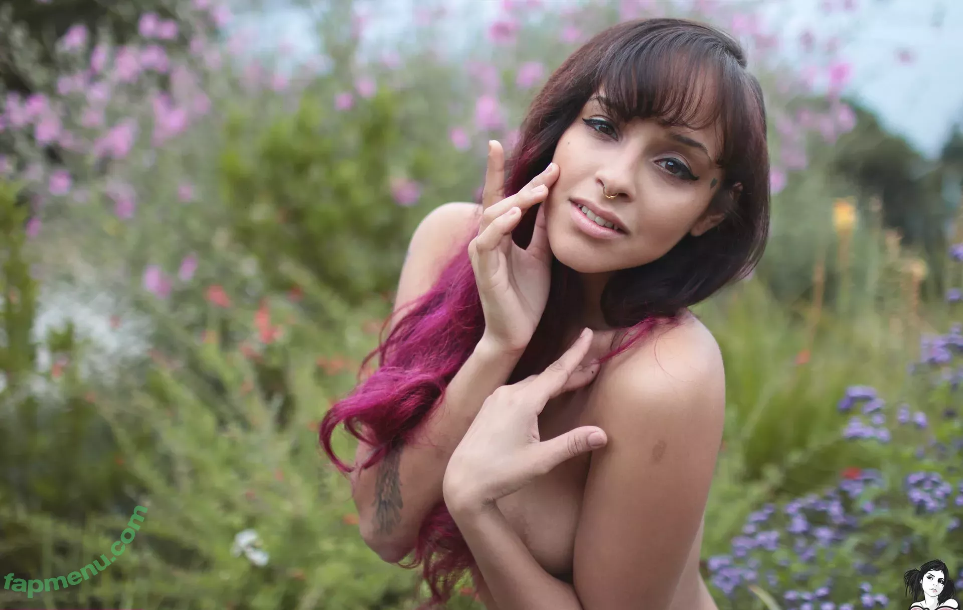 Sunny Suicide nude photo #0276 (Miss Sunny Holiday / sunny_suicide)