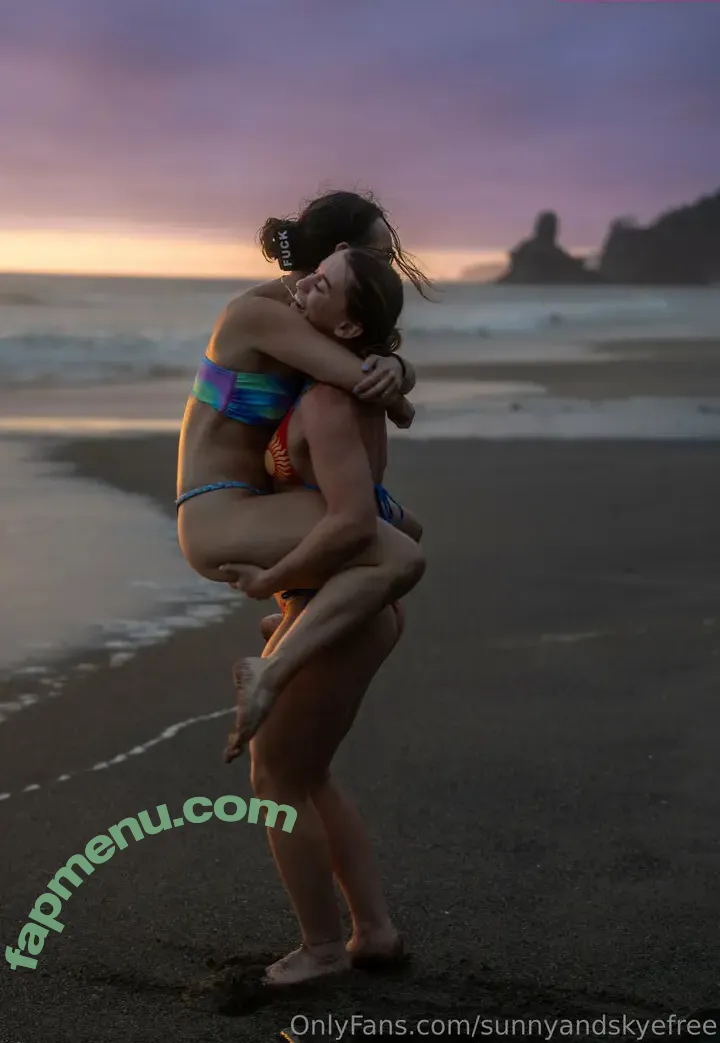 sunnyandskyefree nude photo #0025 (sunnysideofskye)