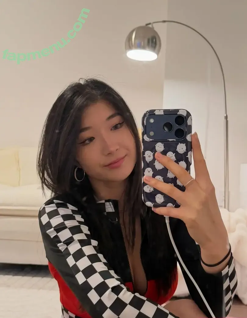 Sunnyliachoi nude photo #0026 (Sunnyliachoi)