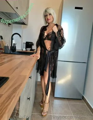 sunnysoccermommy / soccermommyband nude photo #0016