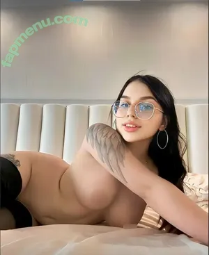 sunnysoccermommy / soccermommyband nude photo #0042