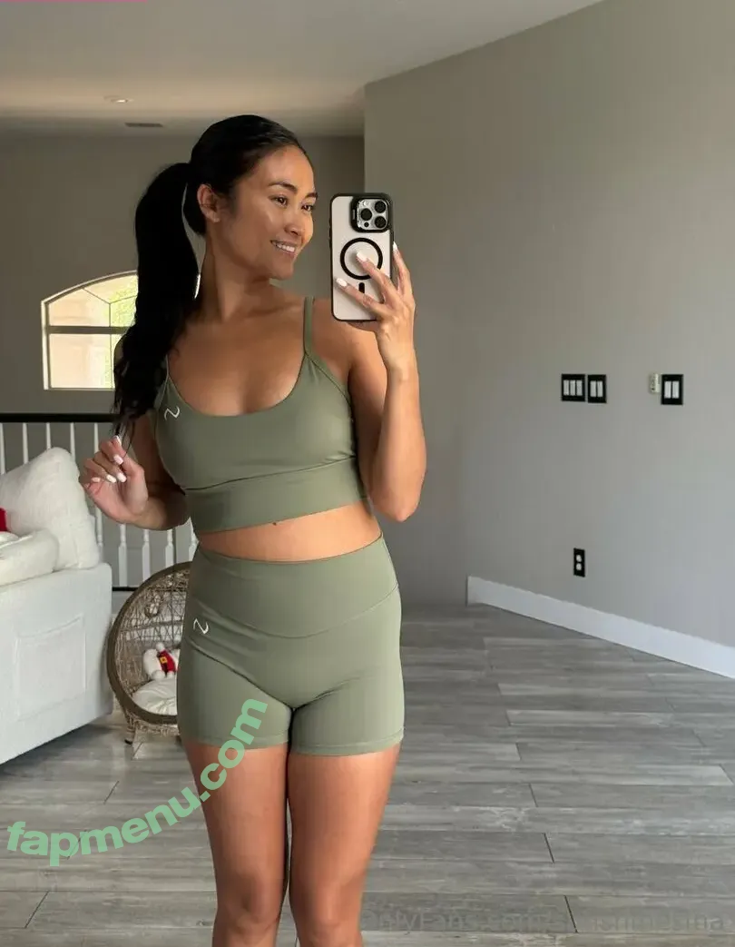 sunshinesina nude photo #0032 (sunshinesina)