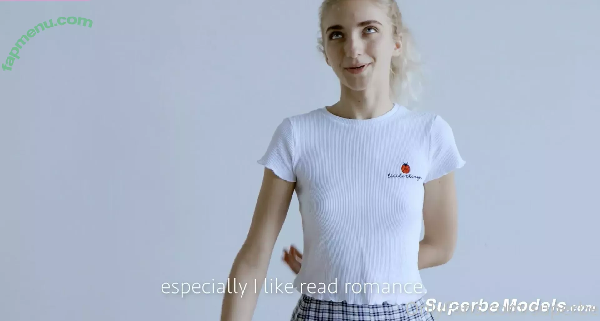 Superbe nude photo #0037 (Lilla Katten / superbeofficial)