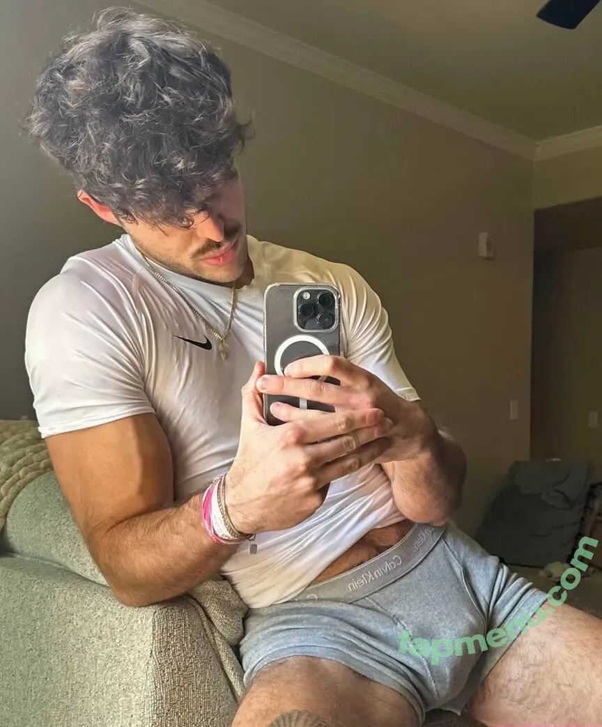 supremealphfree nude photo #0001 (supremealphfree)