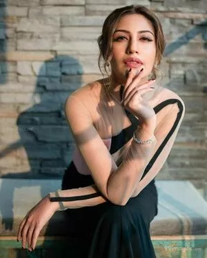 Surbhi Chandna / officialsurbhic nude photo #0029