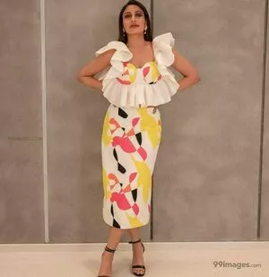 Surbhi Chandna / officialsurbhic nude photo #0034