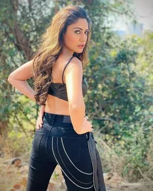 Surbhi Chandna / officialsurbhic nude photo #0044