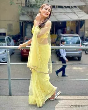 Surbhi Chandna / officialsurbhic nude photo #0078