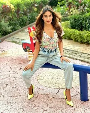 Surbhi Chandna / officialsurbhic nude photo #0099