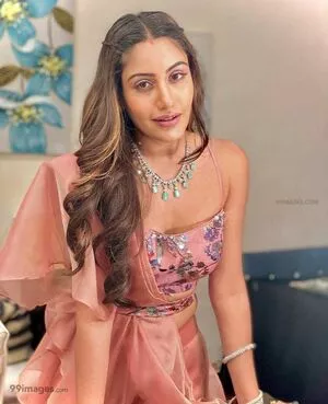 Surbhi Chandna / officialsurbhic nude photo #0168