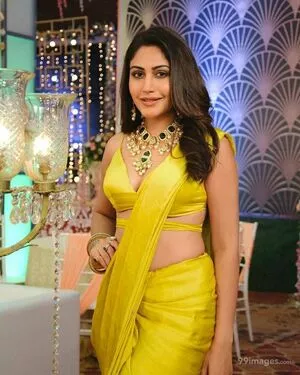 Surbhi Chandna / officialsurbhic nude photo #0169