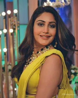 Surbhi Chandna / officialsurbhic nude photo #0184