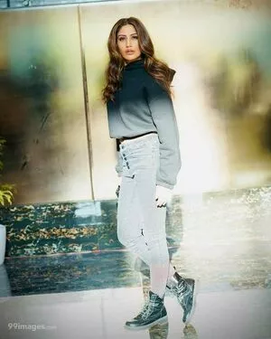 Surbhi Chandna / officialsurbhic nude photo #0188