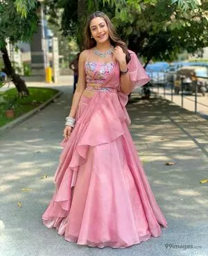 Surbhi Chandna / officialsurbhic nude photo #0192