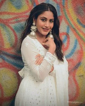 Surbhi Chandna / officialsurbhic nude photo #0199