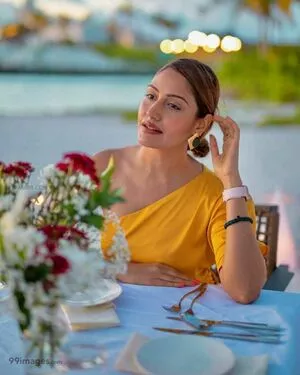 Surbhi Chandna / officialsurbhic nude photo #0207