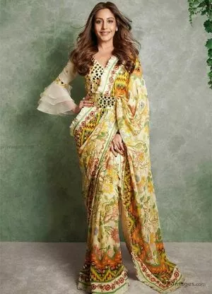 Surbhi Chandna / officialsurbhic nude photo #0223