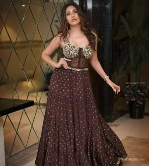 Surbhi Chandna / officialsurbhic nude photo #0230