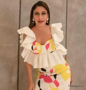Surbhi Chandna / officialsurbhic nude photo #0235