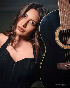 Surbhi Chandna / officialsurbhic nude photo #0238