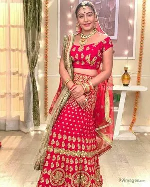 Surbhi Chandna / officialsurbhic nude photo #0245