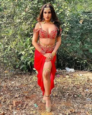 Surbhi Chandna / officialsurbhic nude photo #0253