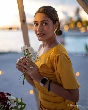 Surbhi Chandna / officialsurbhic nude photo #0273