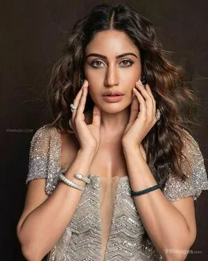 Surbhi Chandna / officialsurbhic nude photo #0282