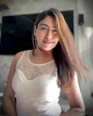 Surbhi Chandna / officialsurbhic nude photo #0318