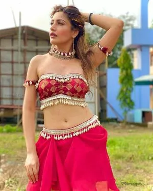 Surbhi Chandna / officialsurbhic nude photo #0359