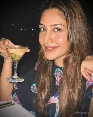Surbhi Chandna / officialsurbhic nude photo #0377
