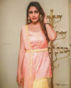 Surbhi Chandna / officialsurbhic nude photo #0394