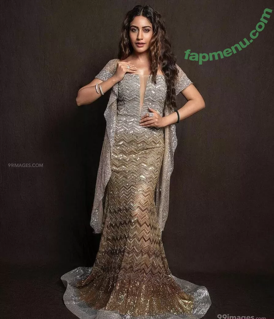 Surbhi Chandna nude photo #0003 (officialsurbhic)