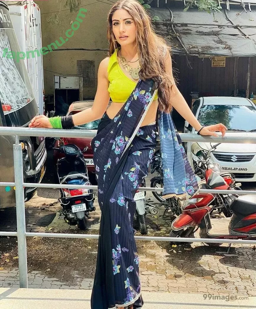 Surbhi Chandna nude photo #0008 (officialsurbhic)