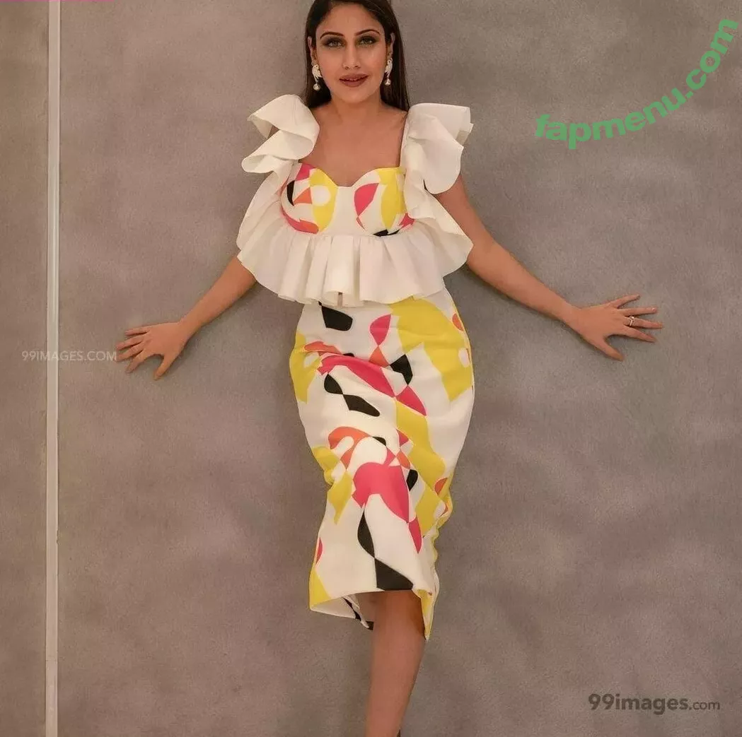 Surbhi Chandna nude photo #0020 (officialsurbhic)