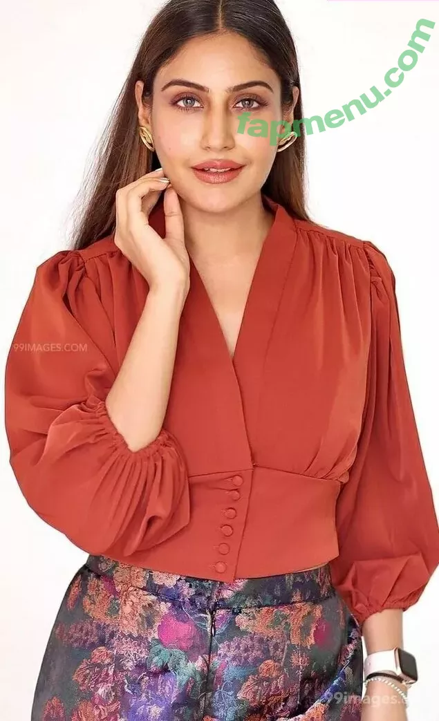 Surbhi Chandna nude photo #0046 (officialsurbhic)