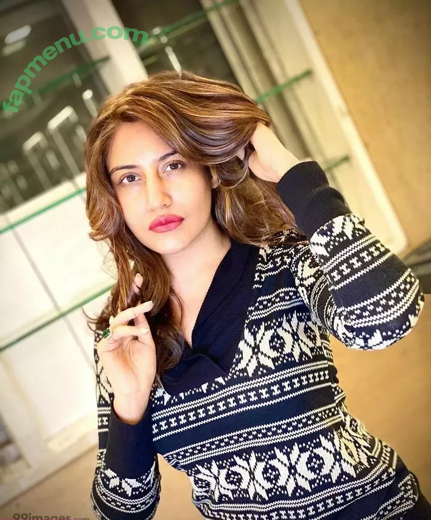 Surbhi Chandna nude photo #0052 (officialsurbhic)