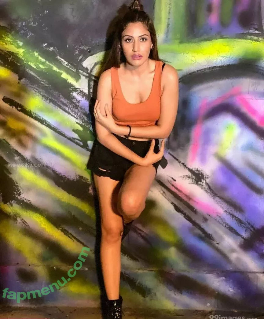 Surbhi Chandna nude photo #0053 (officialsurbhic)