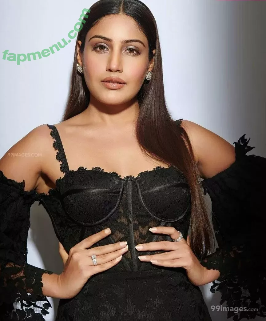 Surbhi Chandna nude photo #0054 (officialsurbhic)