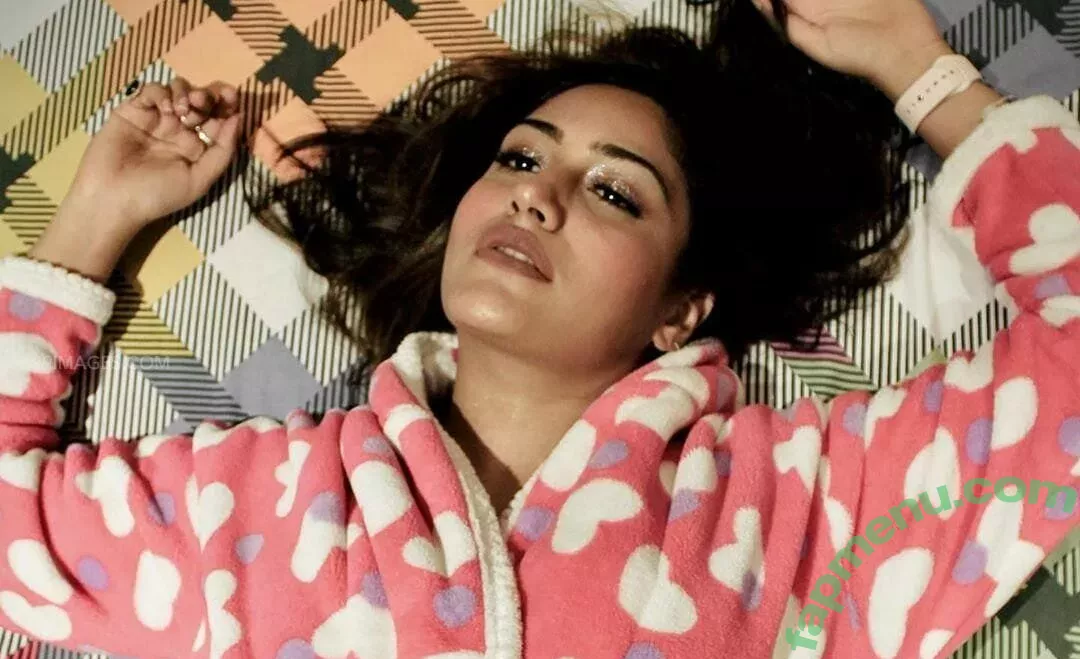 Surbhi Chandna nude photo #0057 (officialsurbhic)