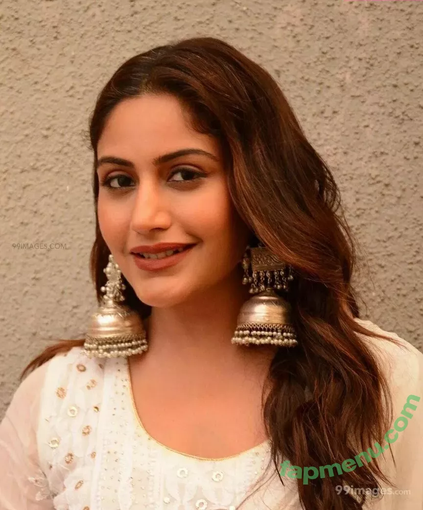Surbhi Chandna nude photo #0131 (officialsurbhic)