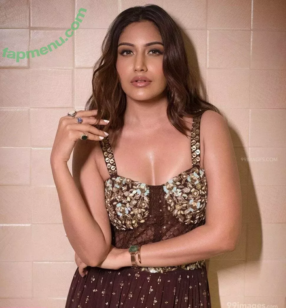Surbhi Chandna nude photo #0149 (officialsurbhic)