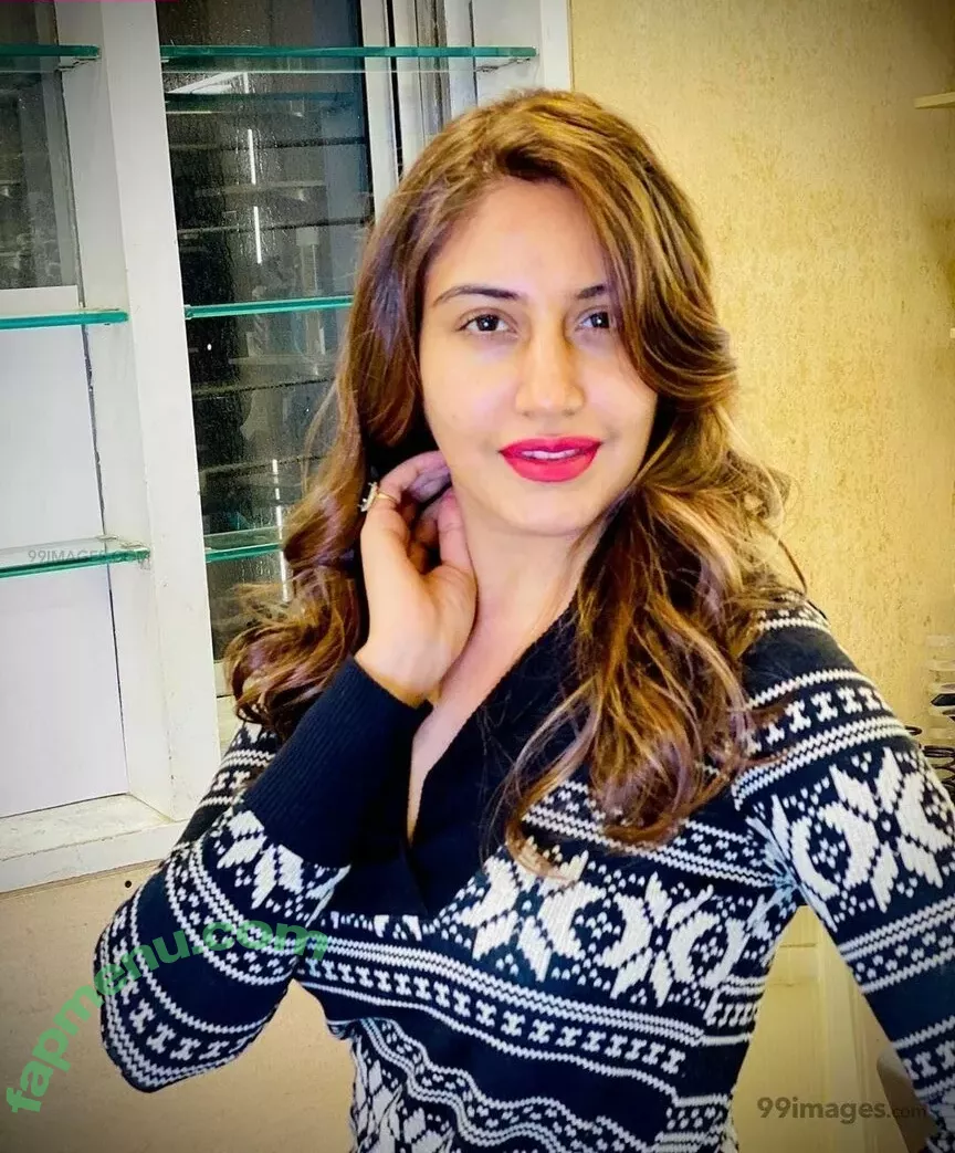 Surbhi Chandna nude photo #0150 (officialsurbhic)